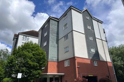Westwood Drive, Canterbury, Kent, CT2 3 bed apartment for sale