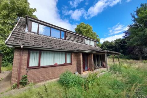 North Warren Road, Gainsborough 3 bed detached house for sale