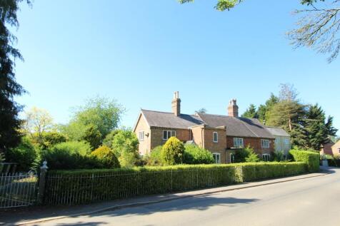 Main Street, Ashby Parva LE17 3 bed character property for sale