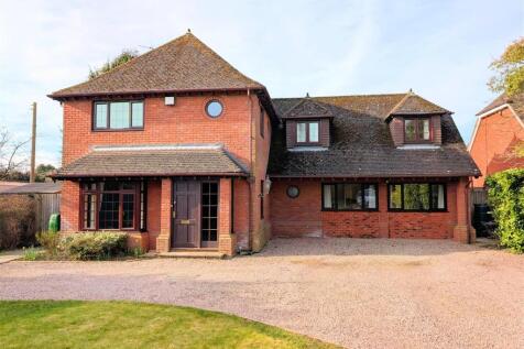 1 Limes Paddock, Main Road... 4 bed detached house for sale