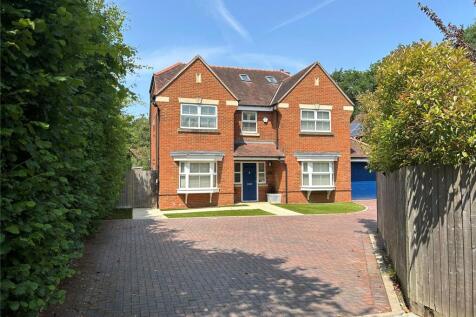 5 bedroom detached house for sale