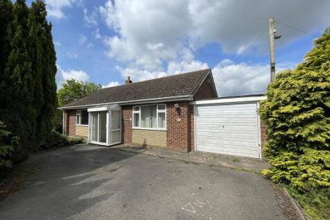 Broadgate, Sutton St James, PE12 0EL Detached bungalow for sale