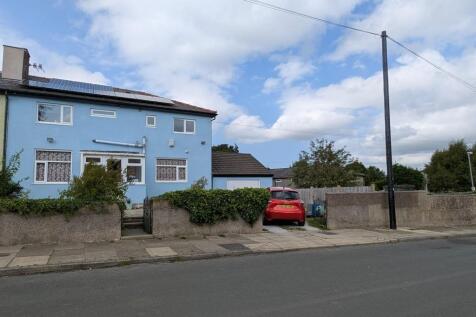 5 bedroom semi-detached house for sale