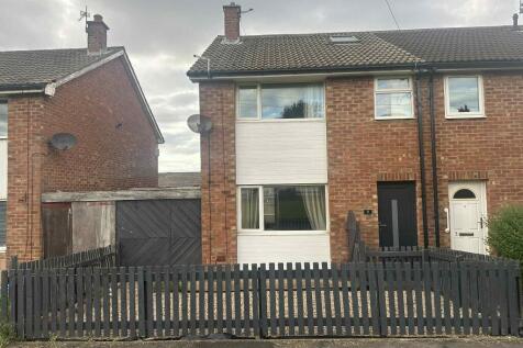 3 bedroom end of terrace house for sale