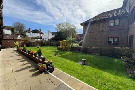 Primrose Court, Brentwood CM14 2 bed flat for sale