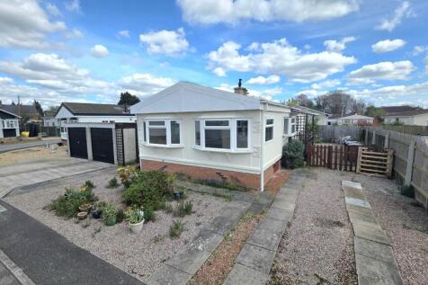2 bedroom park home for sale