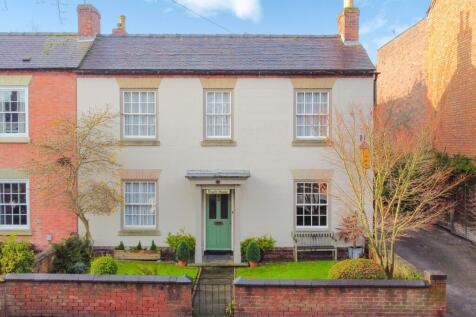 8 bedroom semi-detached house for sale