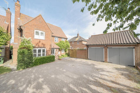 Kents Yard, Saffron Walden CB11 4 bed detached house for sale