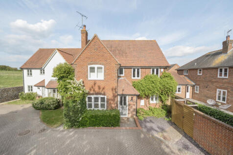 Kents Yard, Saffron Walden CB11 4 bed detached house for sale