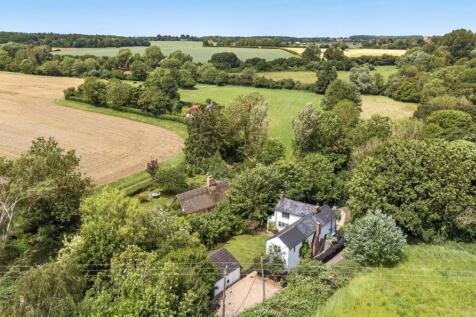 Water End, Saffron Walden CB10 4 bed detached house for sale