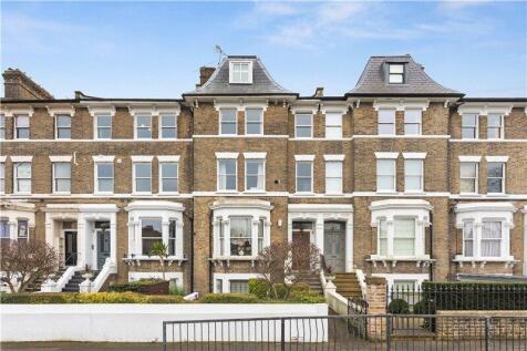 Knatchbull Road, London, SE5 8 bed terraced house for sale