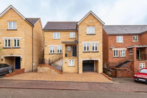 Downlands Walk, Chatham 4 bed detached house for sale