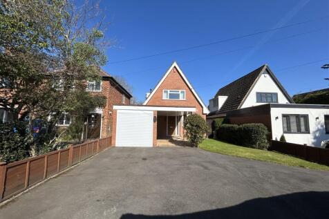 Shawhurst Lane, Hollywood, Birmingham 2 bed detached house for sale