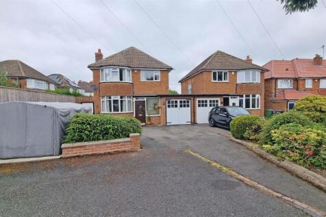May Lane, Hollywood 3 bed link detached house for sale
