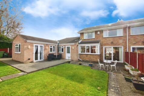 Huntsmans Walk, North Yorkshire YO24 4 bed semi