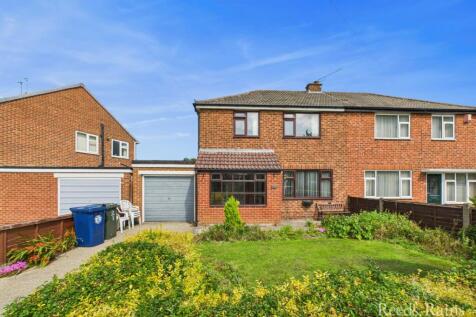 Rectory Lane, North Yorkshire TS14 3 bed semi