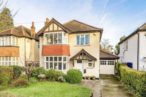 Arnison Road, East Molesey KT8 4 bed detached house for sale