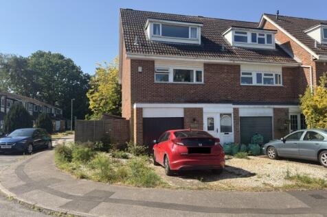 Rickman Close, Reading RG5 3 bed end of terrace house for sale