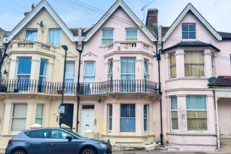 1 bedroom flat for sale