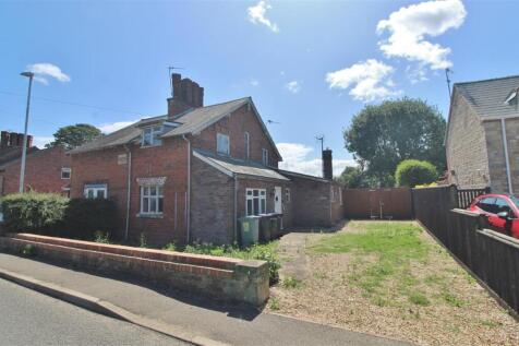 2 bedroom semi-detached house for sale