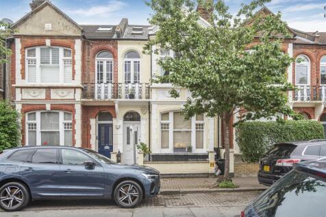 Norroy Road, London 2 bed flat for sale