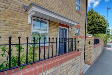 Nascot House, South Road, Maidenhead... 1 bed flat for sale