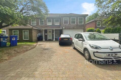 Manor Road, Aldershot, Hampshire 9 bed detached house for sale