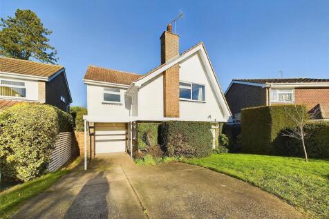 Marlowe Way, Colchester, Essex, CO3 4 bed detached house for sale