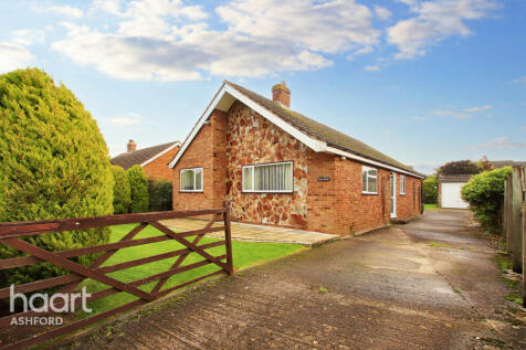 Woodchurch Road, ASHFORD 2 bed detached bungalow for sale