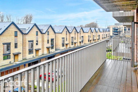 Leacon Road, Ashford 1 bed apartment for sale
