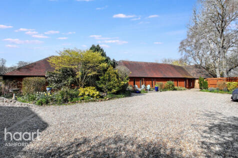 Great Chart, Ashford 5 bed barn conversion for sale