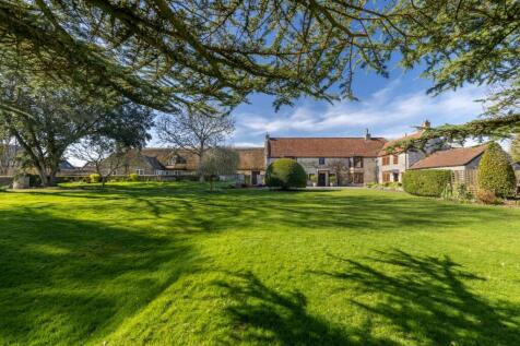 High Street, Charlton Adam 6 bed detached house for sale