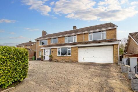 Coombe Close, Castle Cary, Somerset, BA7 5 bed detached house for sale
