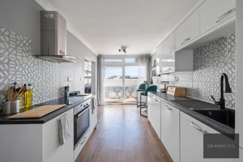 Grantham Road, London 2 bed apartment for sale