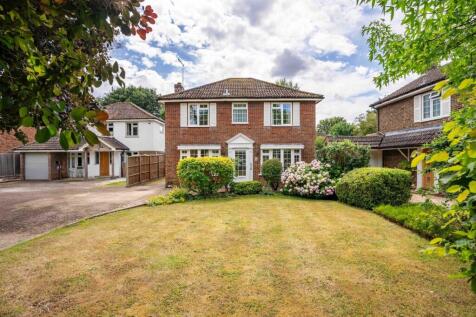 Burton Close, St. Albans AL4 4 bed detached house for sale