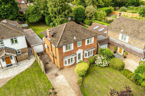 Burton Close, St. Albans AL4 4 bed detached house for sale