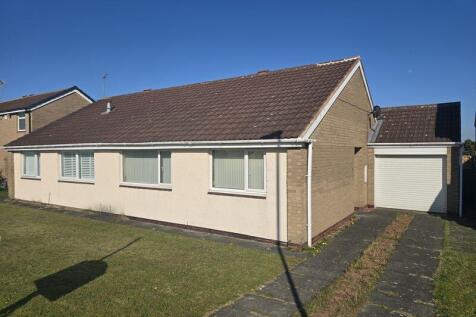 2 bedroom semi-detached bungalow for sale