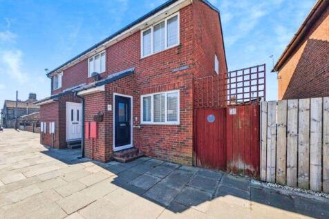 Front Street, Seaton Burn 2 bed end of terrace house for sale