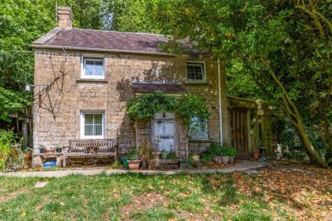 2 bedroom house for sale
