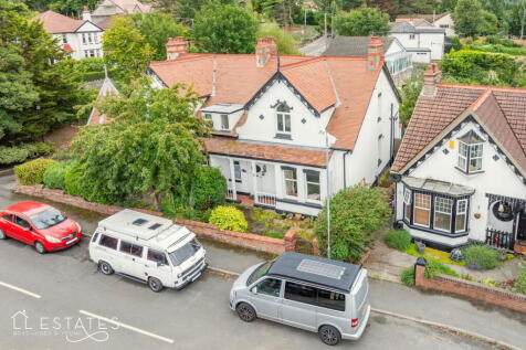 4 bedroom semi-detached house for sale