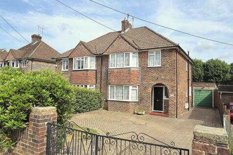 Backwoods Lane, Lindfield, RH16 4 bed semi