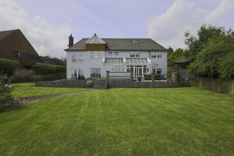 Breach Lane, Tomonslow 5 bed detached house for sale