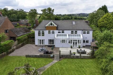 Breach Lane, Tomonslow 5 bed detached house for sale