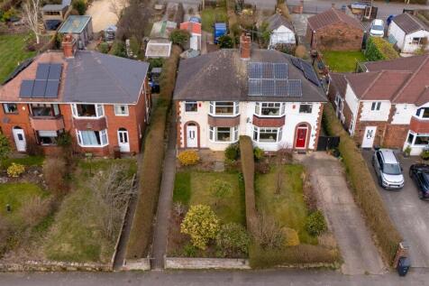 3 bedroom semi-detached house for sale