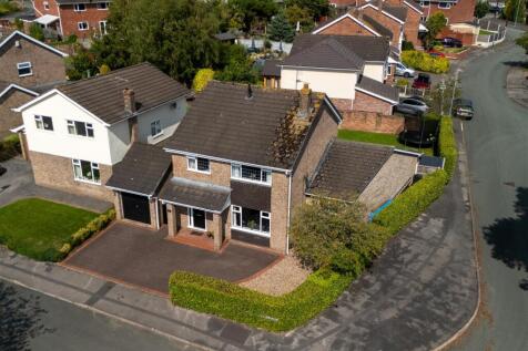 Furlong Close, Tean 4 bed detached house for sale