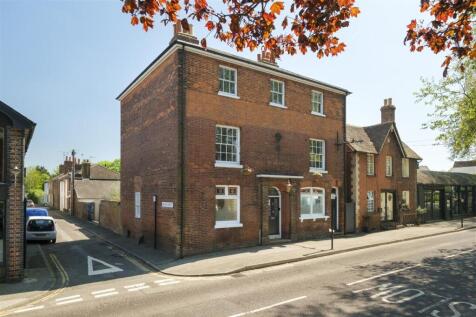 6 bedroom detached house for sale