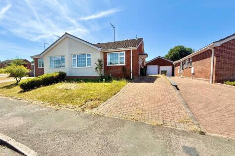 Leapingwell Lane, Buckingham MK18 2 bed bungalow for sale