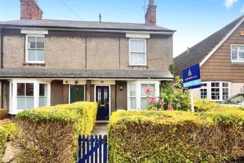 2 bedroom semi-detached house for sale