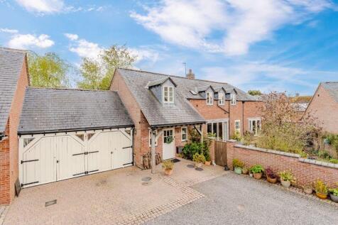 Coombes Yard, Sibbertoft 3 bed barn conversion for sale
