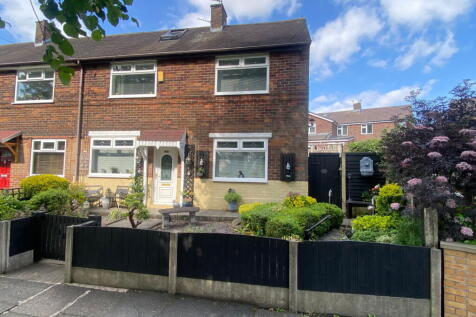 20 Maple Close, Chadderton OL9 0EQ 2 bed semi